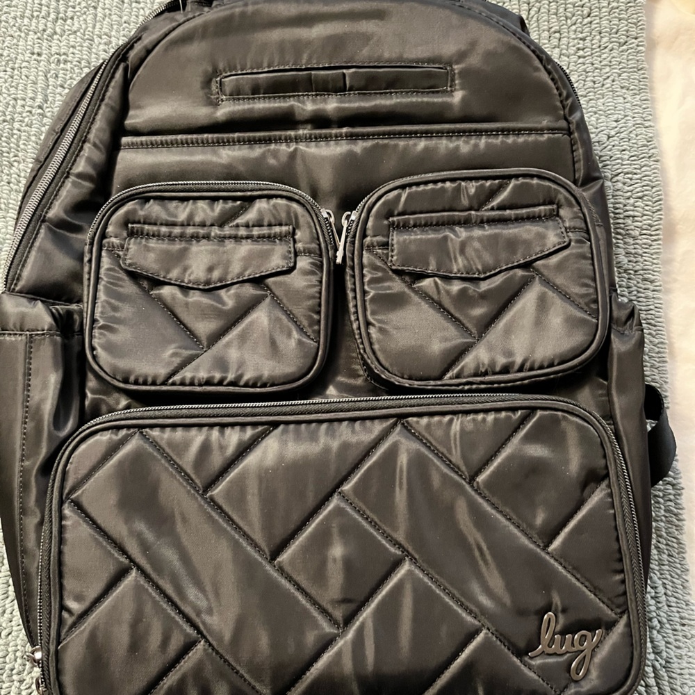 Lug Puddle Jumper Backpack - NWT
Color: Midnight Black
